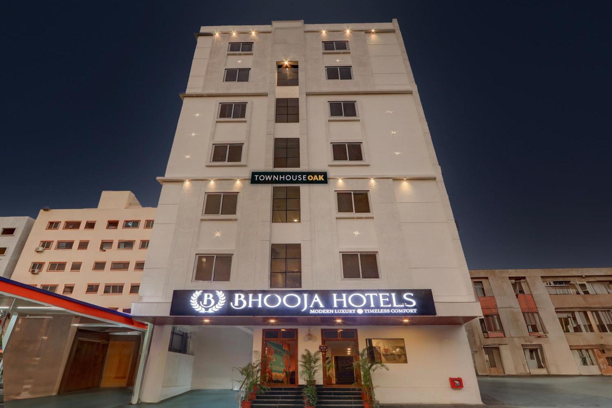 Townhouse Oak Bhooja Hotels Haïdarabad Extérieur photo